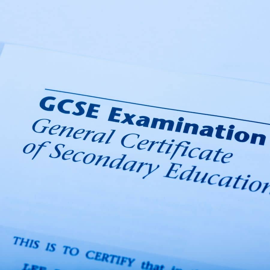 IGCSE Tutoring with top private one-on-one online and home tutors in Canada
